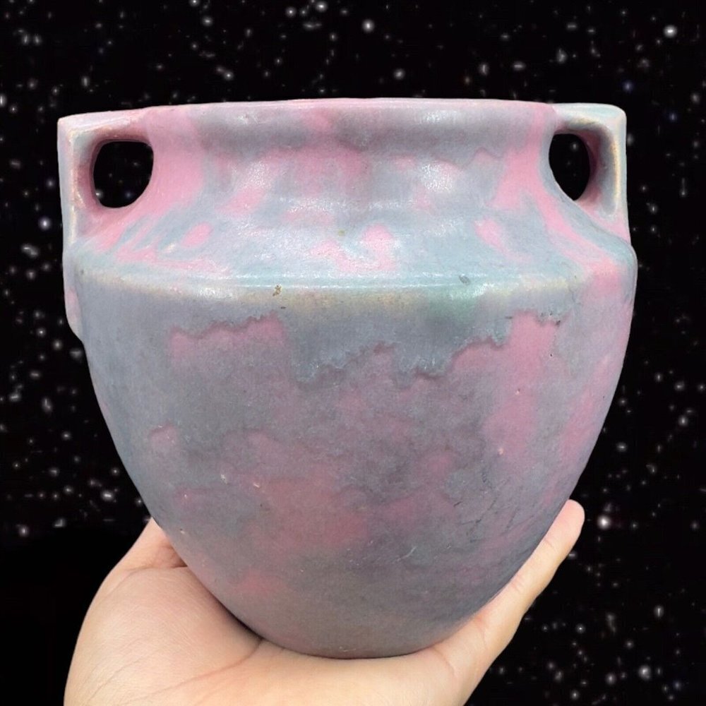 Early Burley Winter Pottery ARTS & CRAFTS #43 Vase Mottled Matte Burgundy‎ 5.5”T
